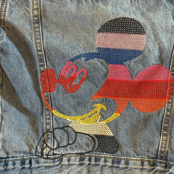 GAP Disney Kids Denim Jacket Mickey Mouse Embroidered Blue Jean Girls Size M 8 9 - Picture 2 of 5